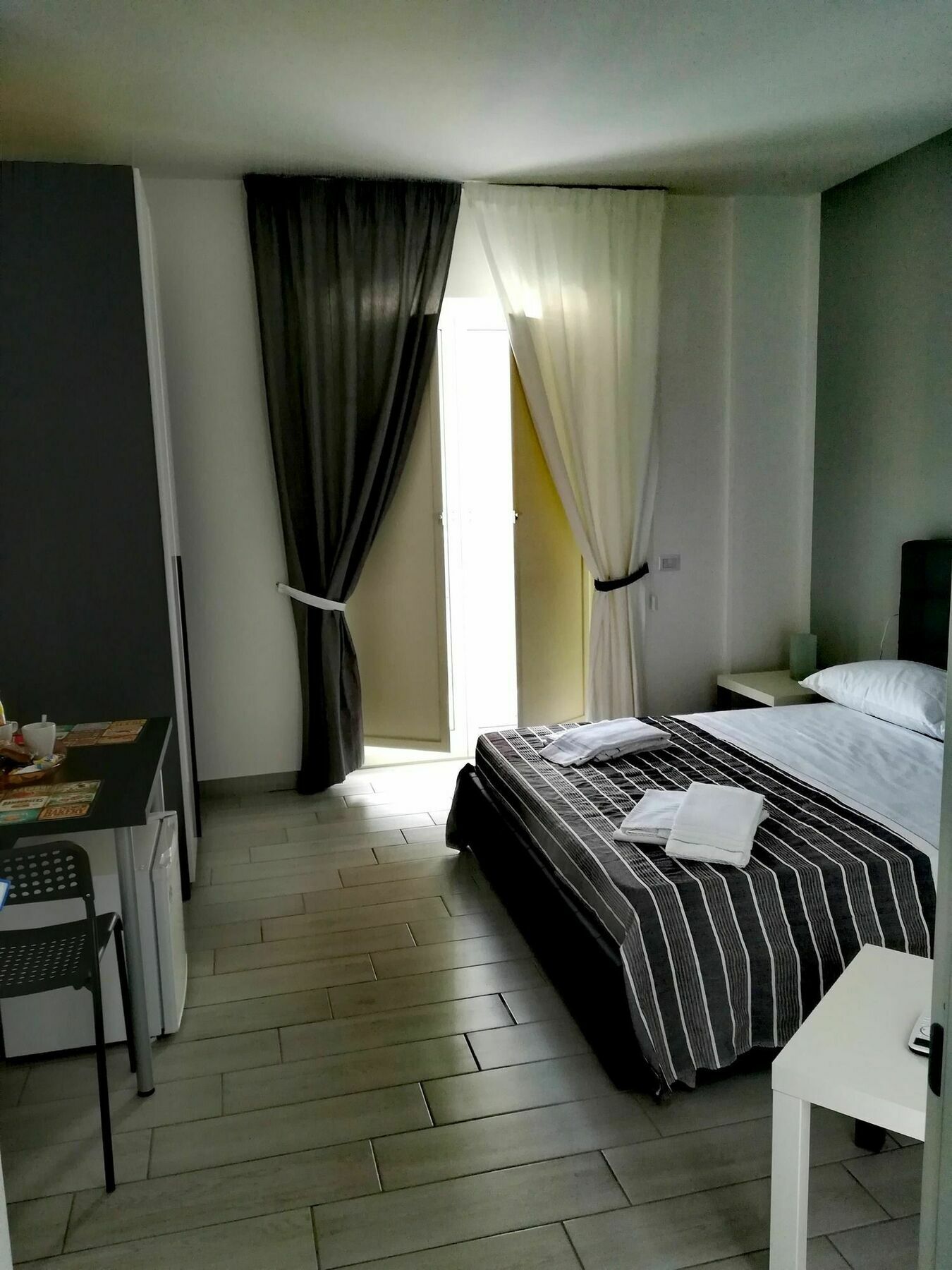 Bed and Breakfast Neapolis center Esterno foto