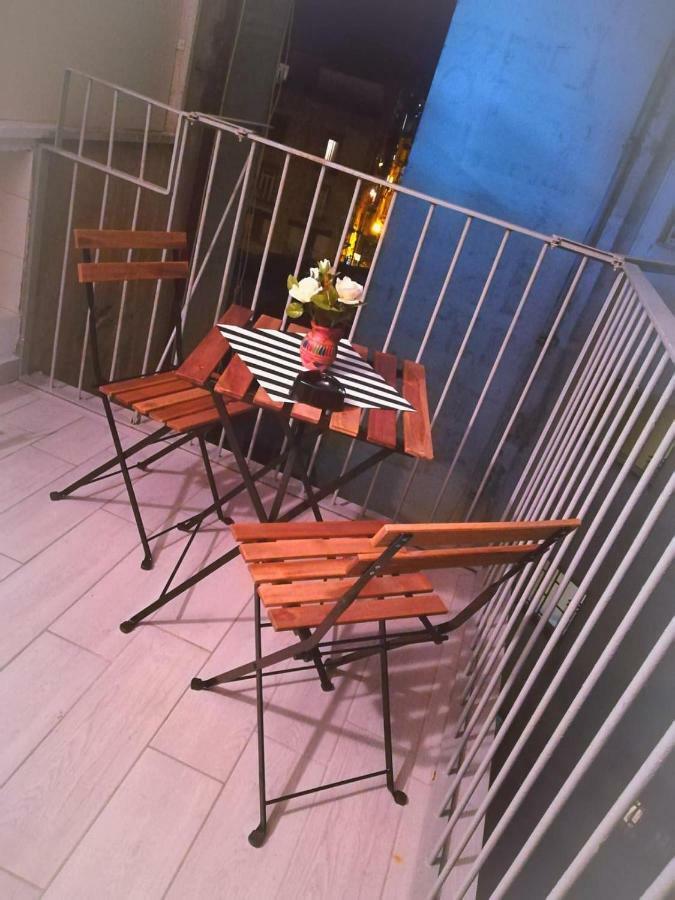 Bed and Breakfast Neapolis center Esterno foto