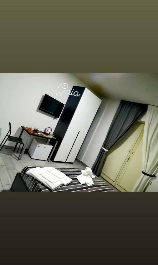 Bed and Breakfast Neapolis center Esterno foto